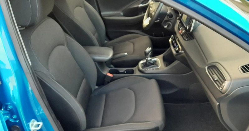 Hyundai I30 cena 52900 przebieg: 93000, rok produkcji 2017 z Ozorków małe 596